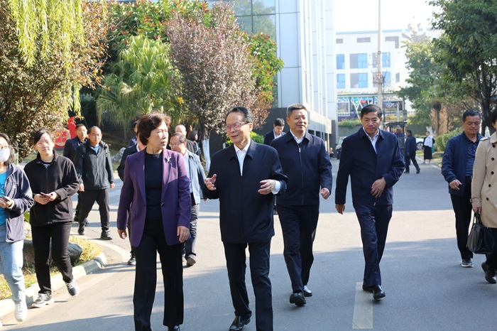 1701655464366738.jpg 4W7A1465.JPG